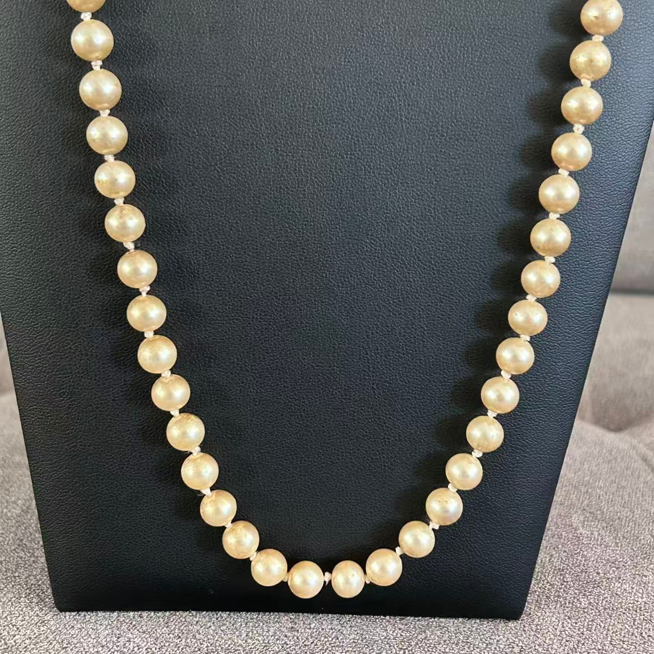 Vintage Champagne Faux Pearl Necklace Gold Tone Filigree Clasp Knotted 30″