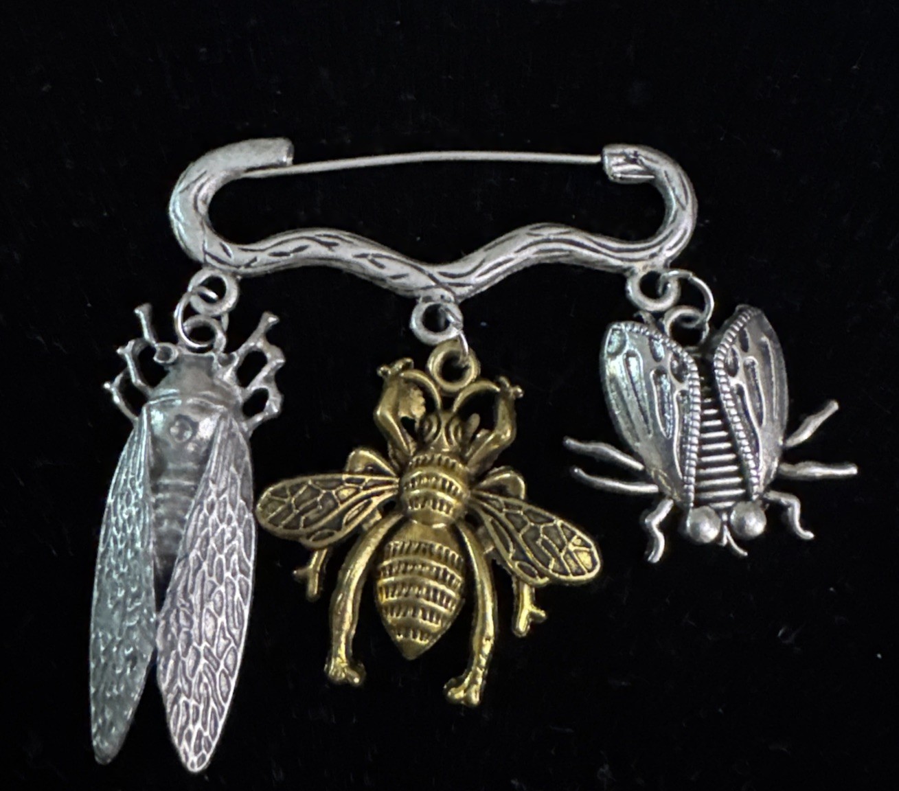 Vintage Insect Charm Brooch Pin Cicada Bee Beetle Mixed Metal Not Signed EX Cond