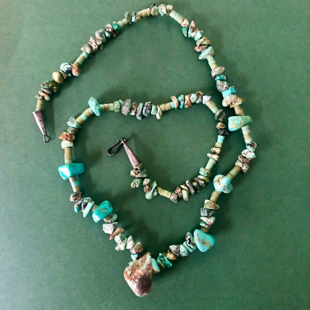VTG South W Native TURQUOISE NECKLACE 22″ Nuggets Silver Cones Hook Clasp 70-80s
