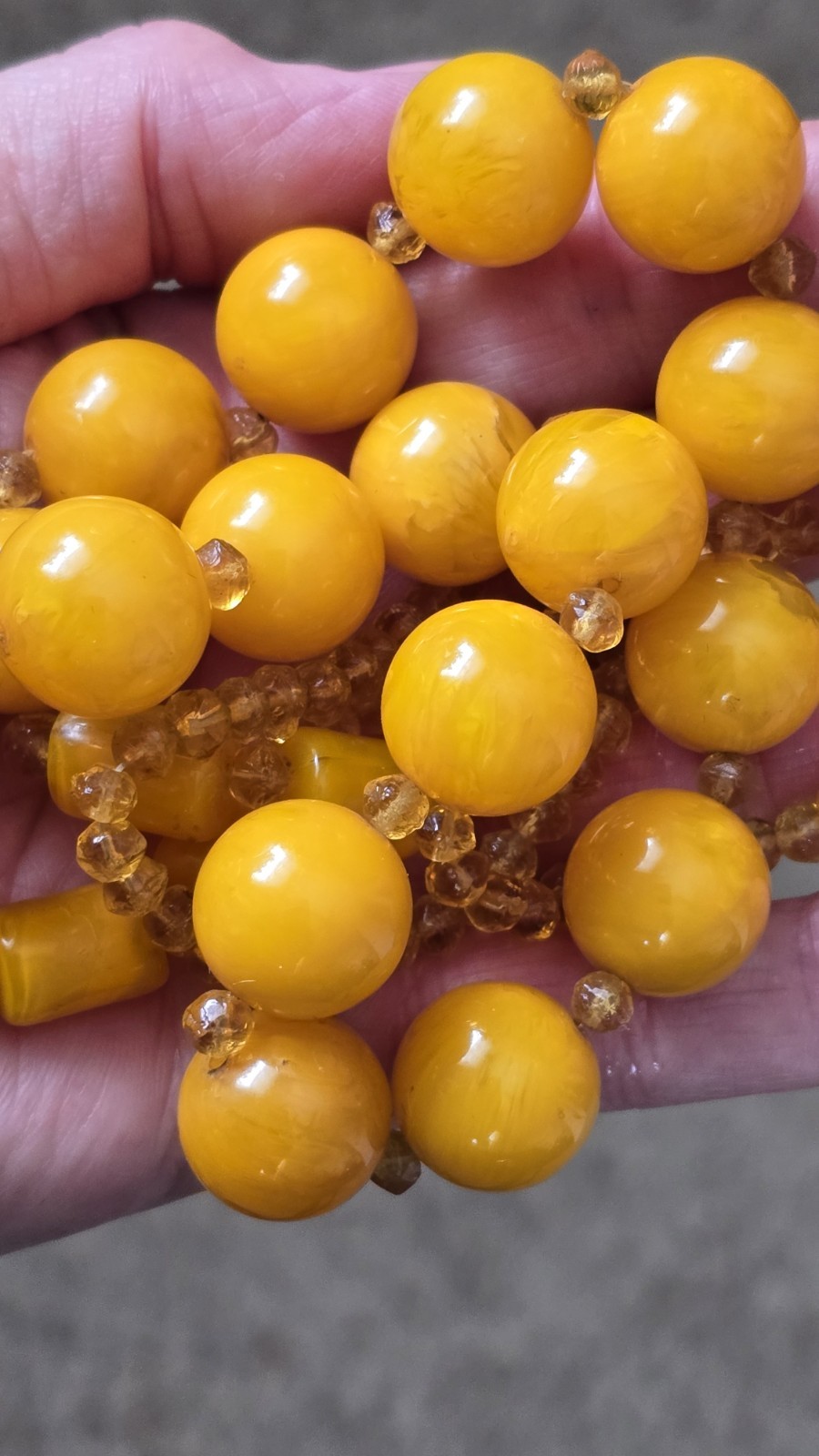 Vintage Baltic Butterscotch Amber Egg Yolk Bakelite Necklace 64 Grams