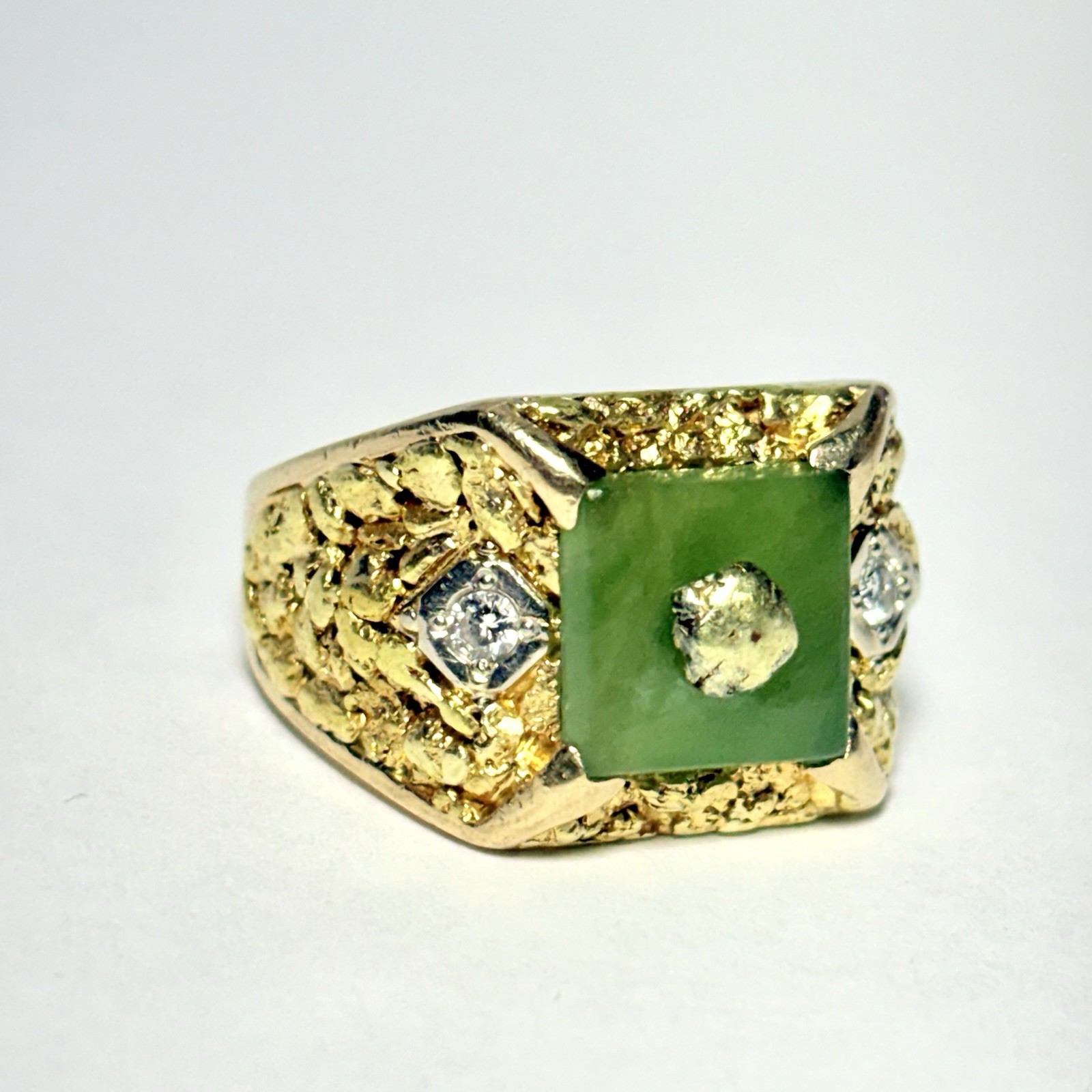 Vintage 10K Yellow Gold Jade 18.5K Nugget .06ctw Diamond Size 9 Men’s Ring 13.1g