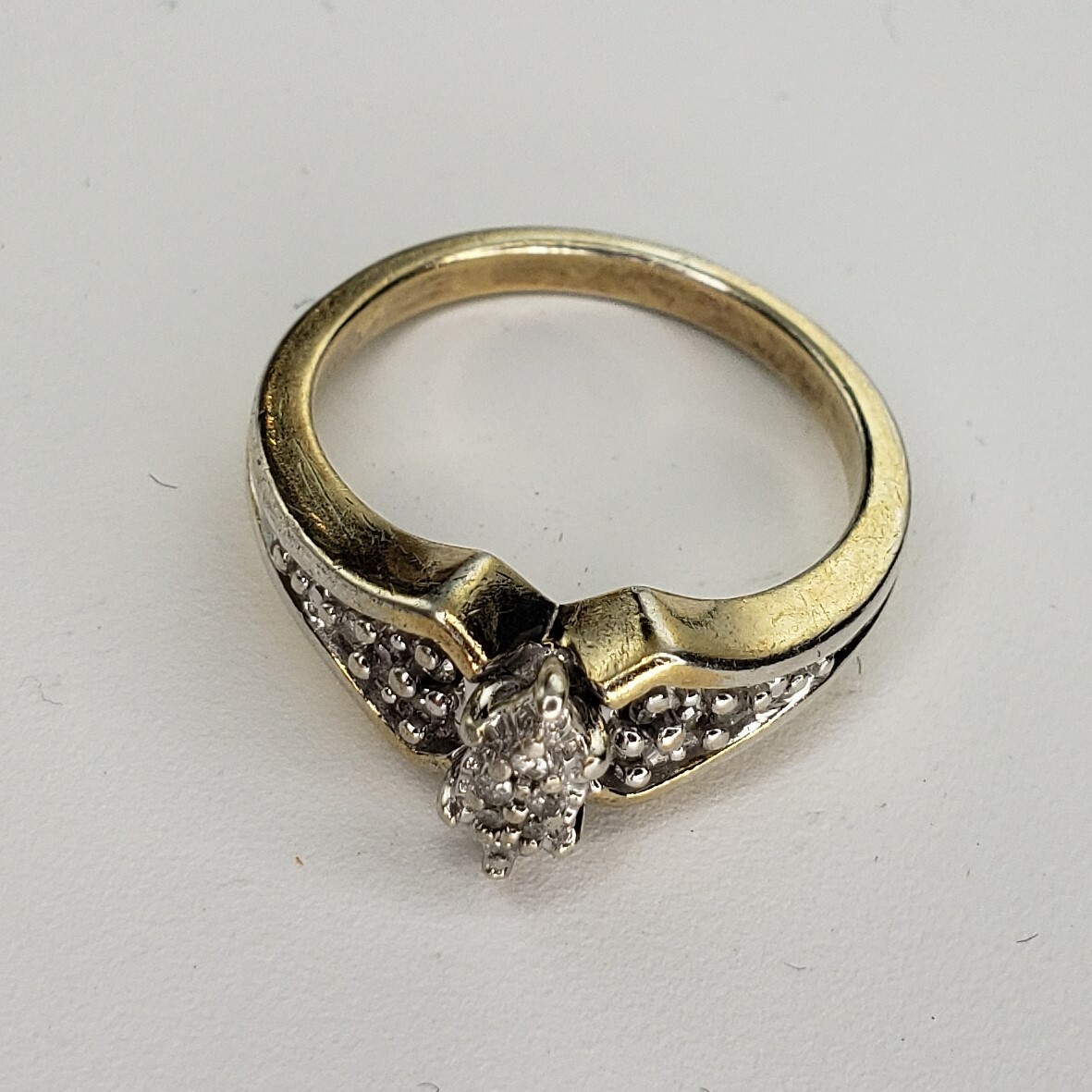 Sterling Silver Ring with 14 Small Diamonds 4.1g Size 6.5 & Gold Vermeil [6964]