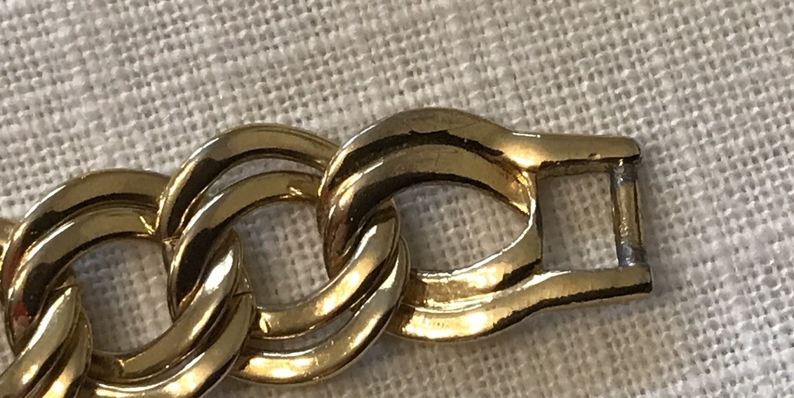 VINTAGE 18” Double CURB LINK Chunky NECKLACE Shiny GOLD TONE GRADUATED VGUC