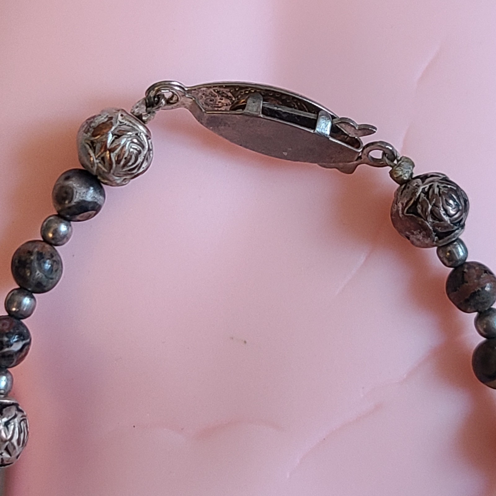 Vintage Silver Tone Rose & Agate Beaded Bracelet SMALL 6 INCH
