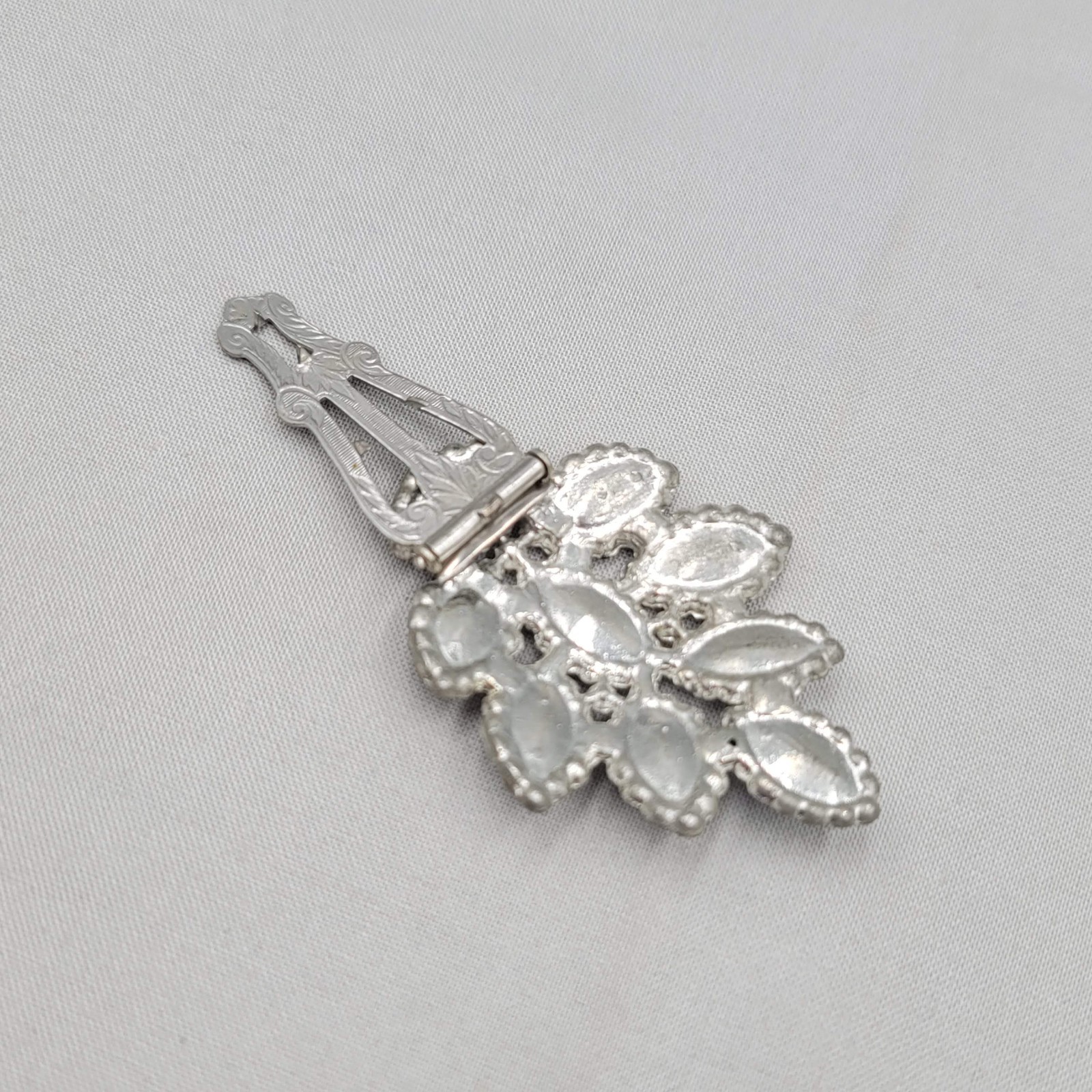 Vintage Blue Rhinestone Dress Clip Silver tone 2.25″