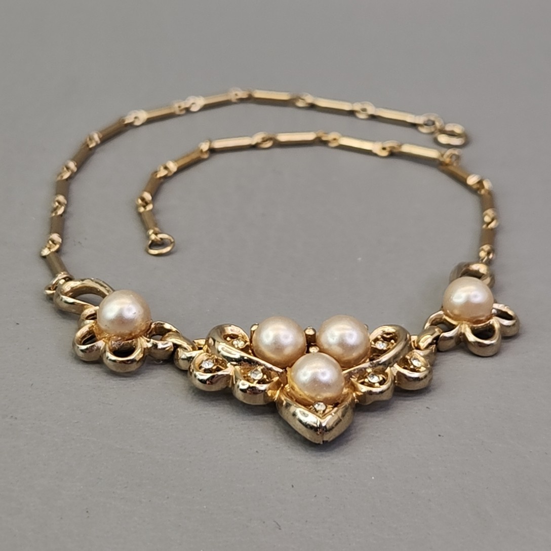 Vintage Coro Necklace Imitation Pearl Gold Tone Bar Link Chain Rhinestones 15.5″