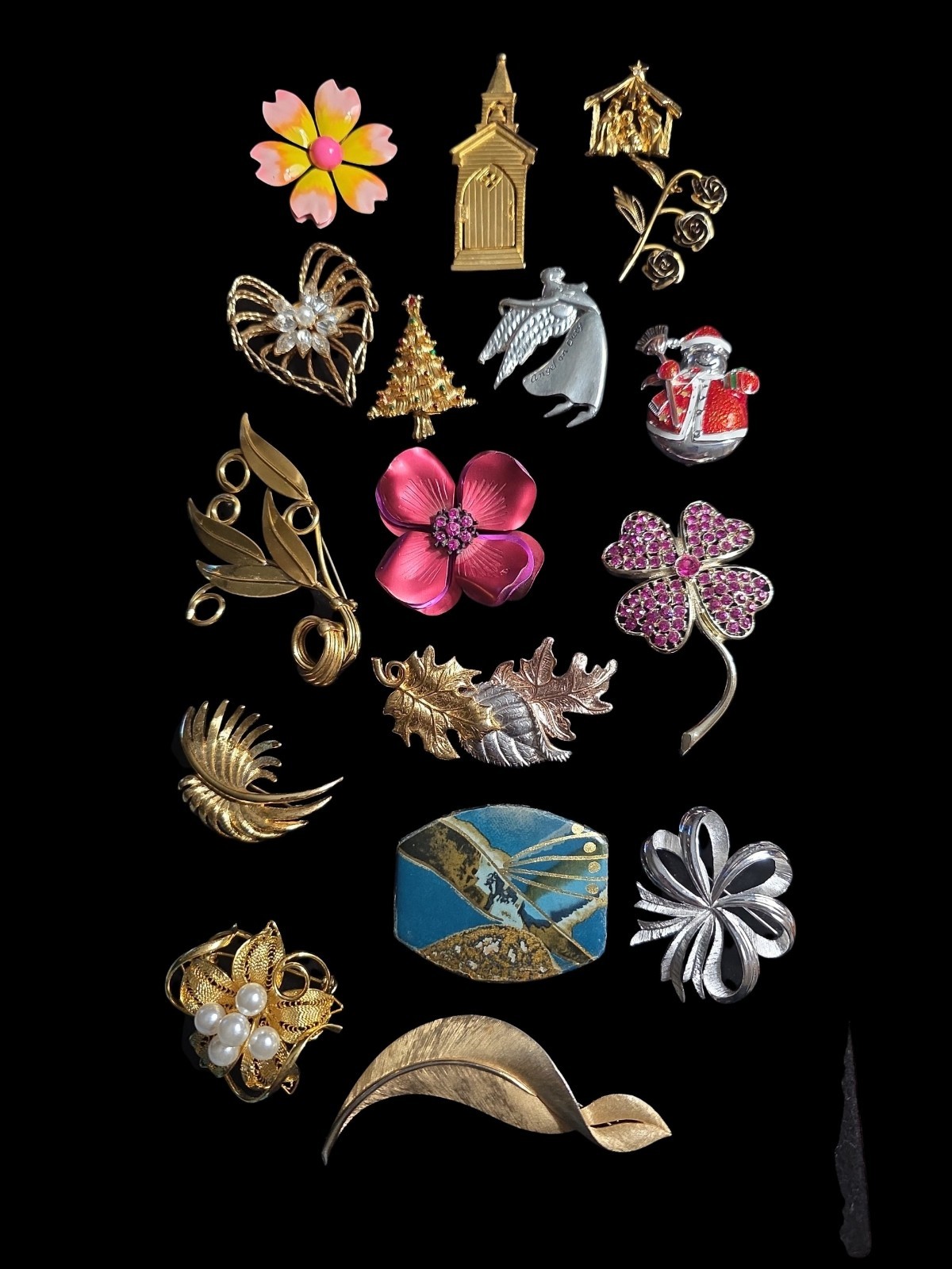 Vintage Monet Trifari Avon Sarah Coventry Spain & More Brooch Lot