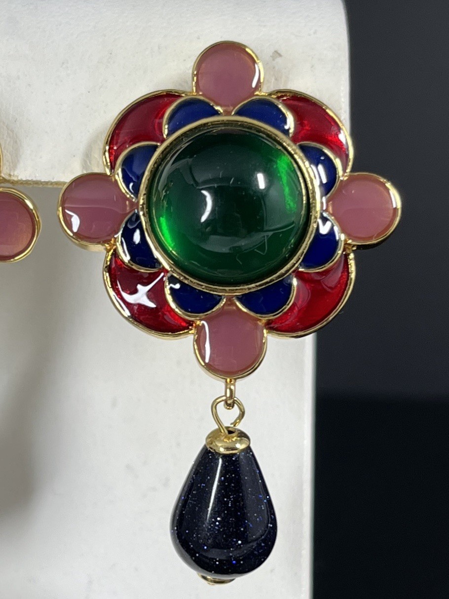 Gripoix Style Flower Earrings Enamel Glass Green Pink Gold Tone Cabochon Pierced