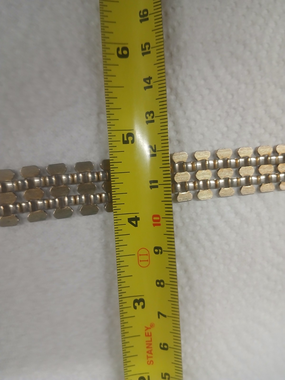 Vintage Gold Tone 18″× 3/4″ Necklace