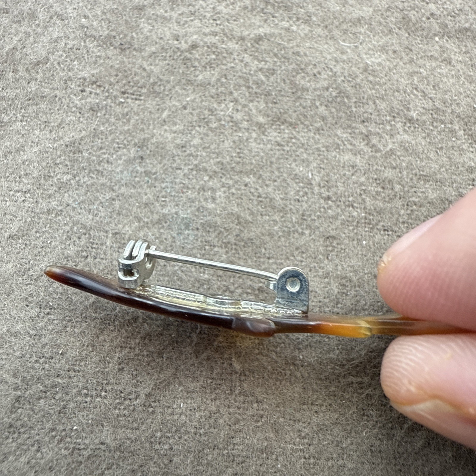 Acrylic Tortoise Shell Brown Pin – Shape Of Fish