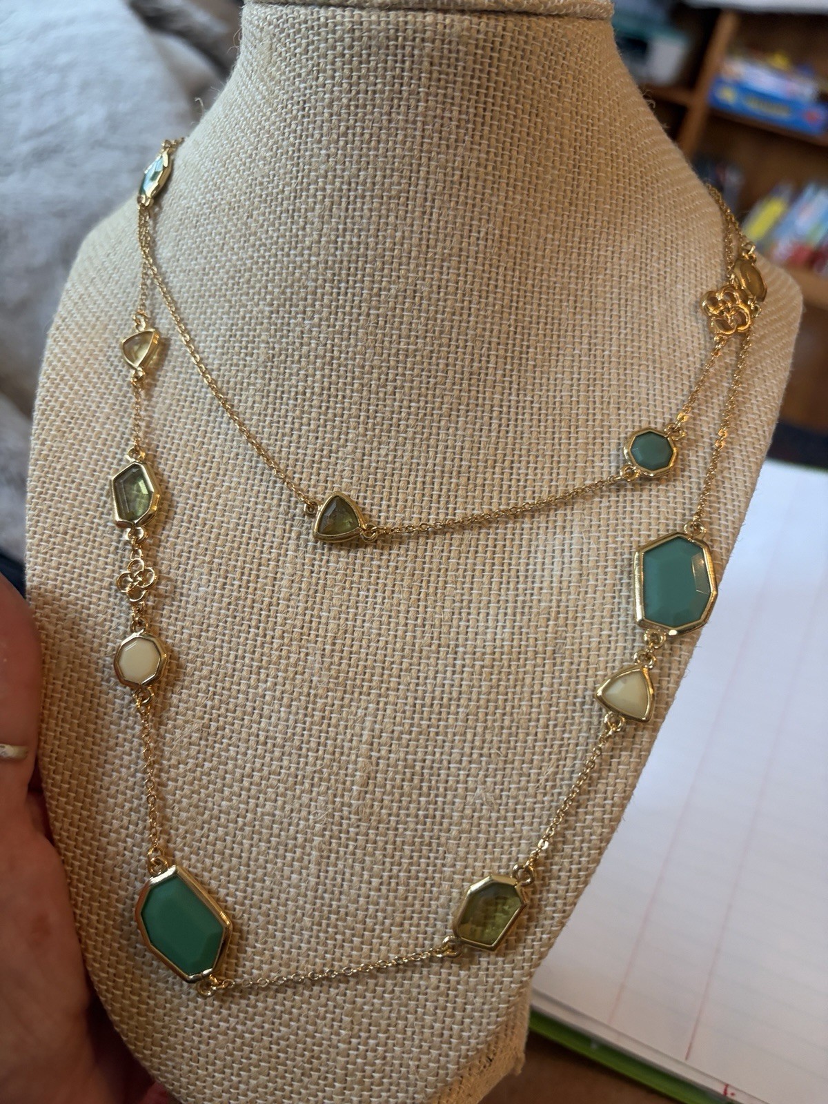 Vintage 32” Gold Tone Stella & Dot Necklace (519)