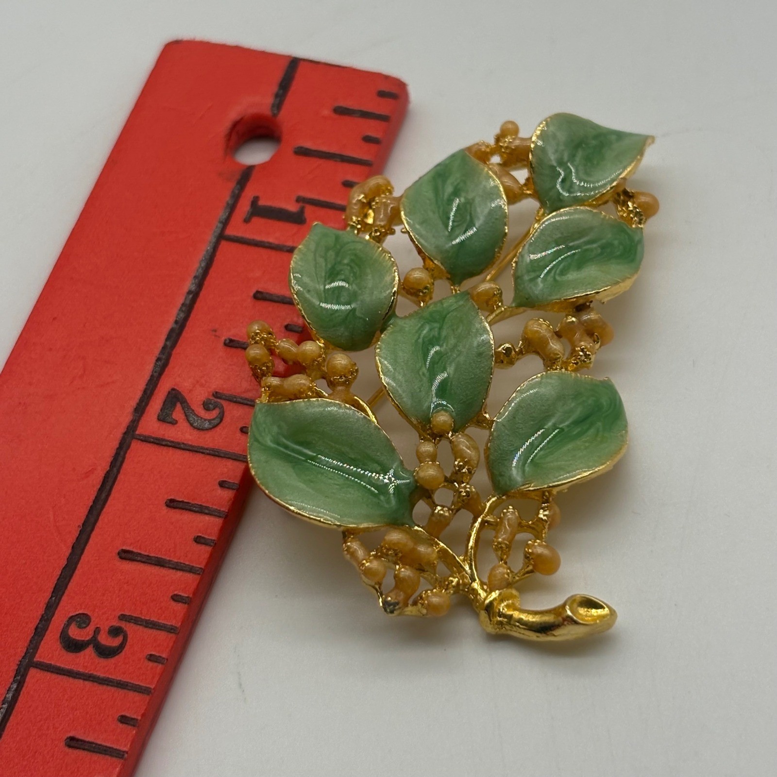 Vintage Gold Tone Green Enamel Leaf Filigree Pin Brooch Botanical Nature