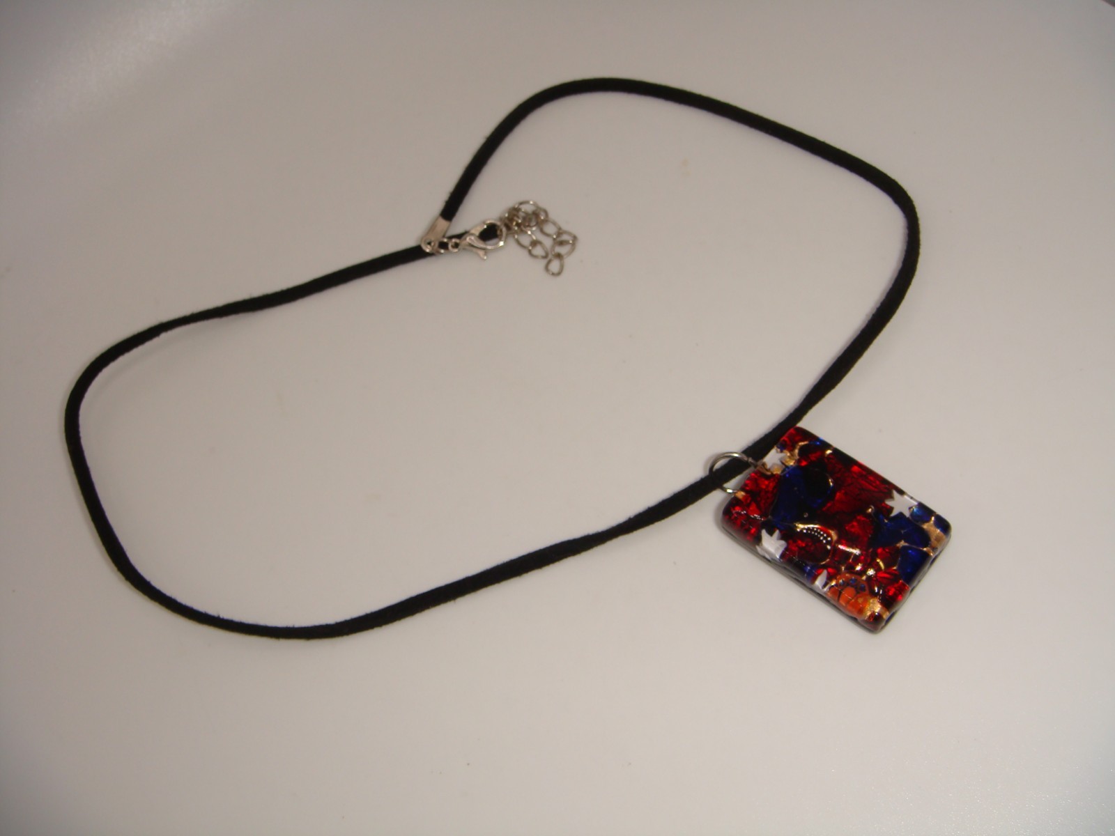 VINTAGE SIGNED MURANO GLASS RECTANGULAR PENDANT NECKLACE RED WHITE BLUE TONES
