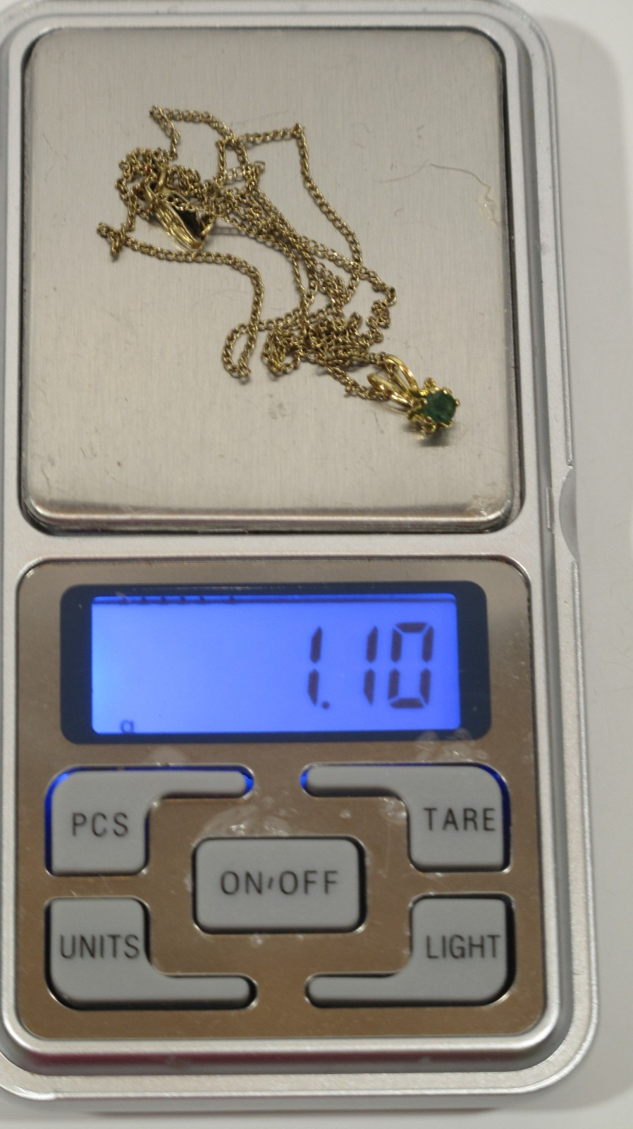 VTG 1/2- 12K GF Yellow Gold Chain With Emerald Chip 18″~1.10g~May Birthstone