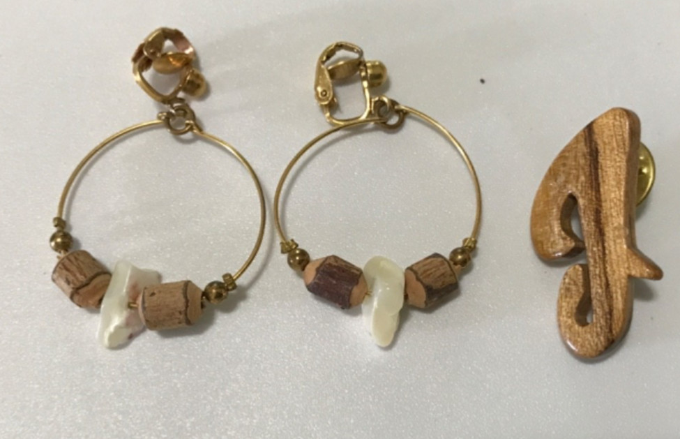 Vintage Unique MOD BOHO Wood Jewelry Necklace,Bracelets ,Earrings, Pins Lot