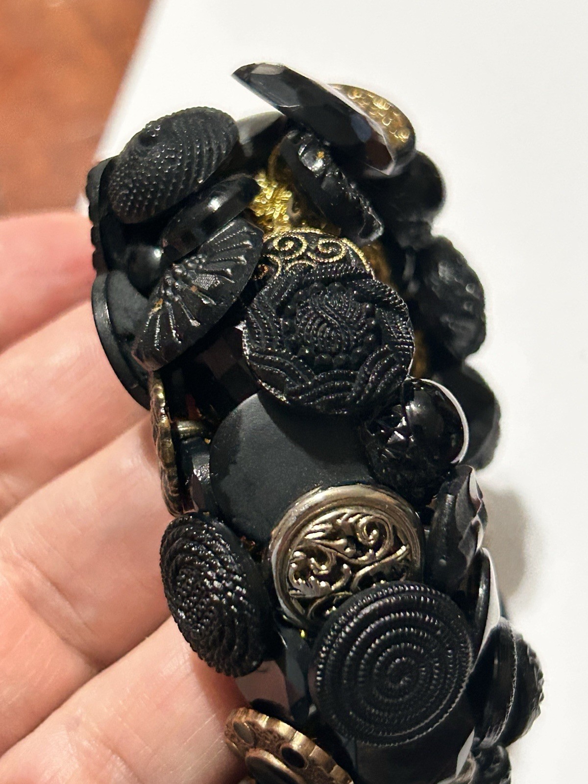 VTG 70s Mid-Century Buttons Treasure Bracelet Crochet Black/Gold Victorian Style