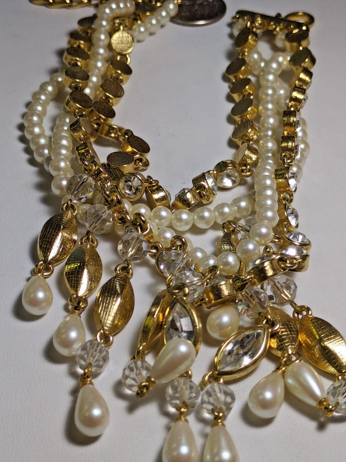 VINTAGE BEAUTIFUL PEARLS & CRYSTALS BEADED 4 LAYER NECKLACE LUXURIOUS