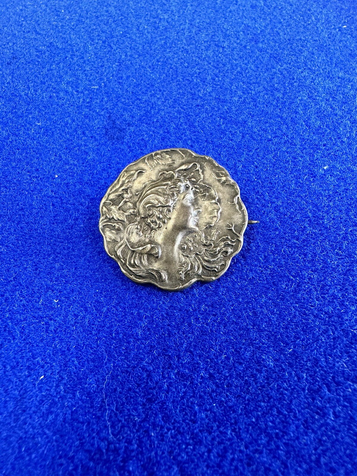 Art Nouveau Brooch Sterling Top Lady’s Portrait With Totally Original Hook Clasp