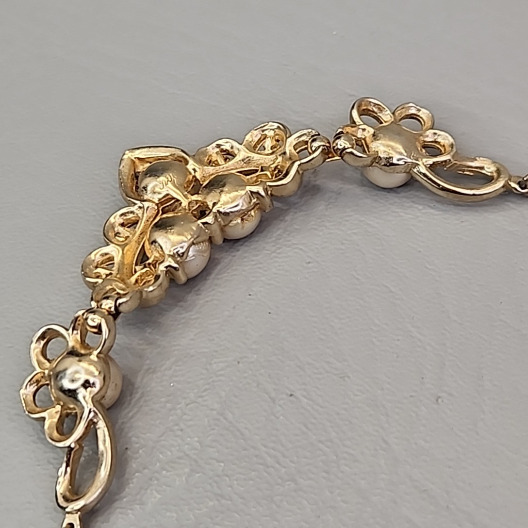 Vintage Coro Necklace Imitation Pearl Gold Tone Bar Link Chain Rhinestones 15.5″