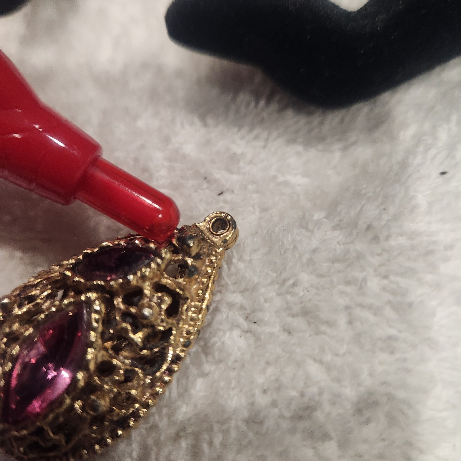 Vintage Gold Tone Filigree Teardrop Pendant Pink Purple Marquise Rhinestone