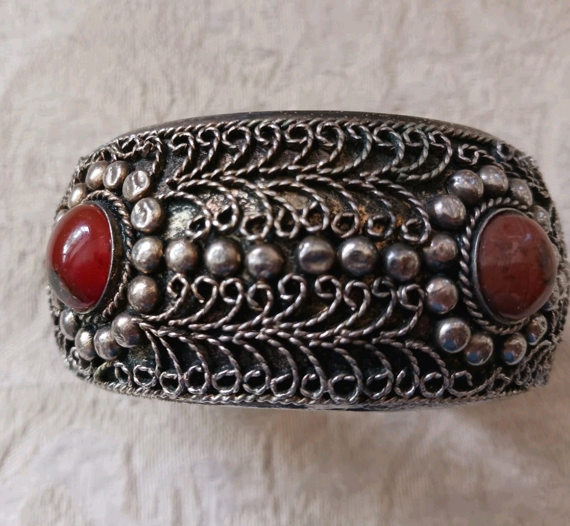 Vtg Silver Tone Metal Filigree Cuff Bracelet with Carnelian Red Stone Medieval