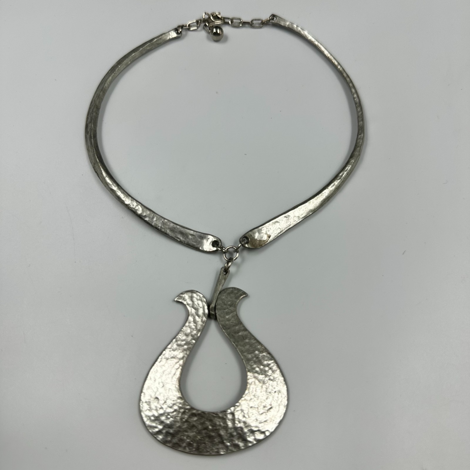 Vintage Robert Zentall Choker Necklace Silver Tone Hammered Modernist Pendant