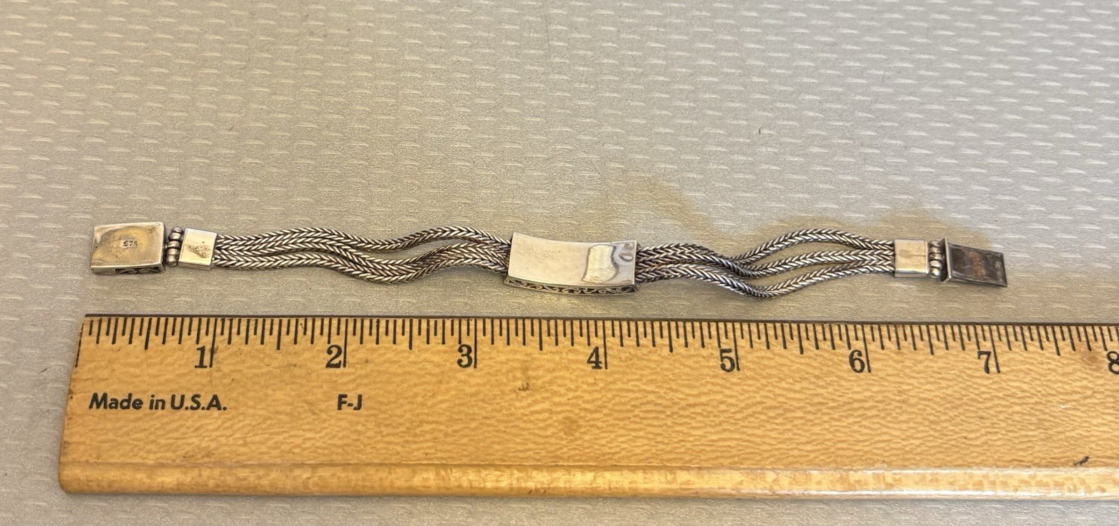 Vintage 925 Sterling Silver Bracelet Triple Wheat Chain Center Medallion 7.5″