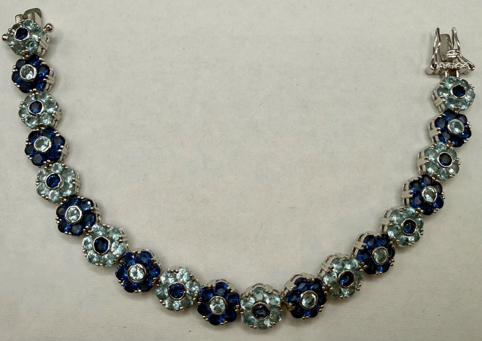ESTATE SILVER PLATED SAPPHIRE AQUA BLUE CRYSTAL CLUSTER FLOWER BRACELET