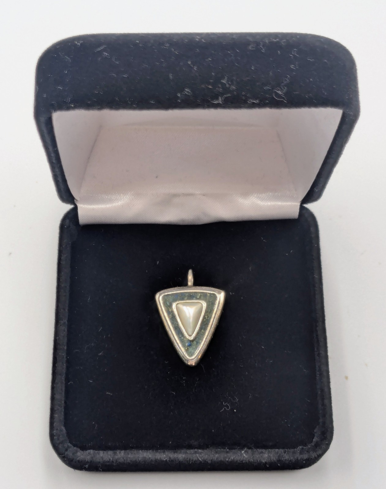 Vintage .925 Carolyn Pollack Sterling Silver Triangle Pendant