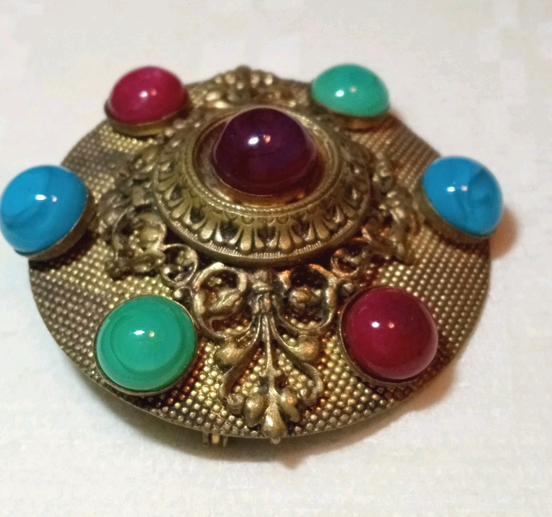 Antique French Medallion Brooch Gripoix Glass Trumpet Clasp