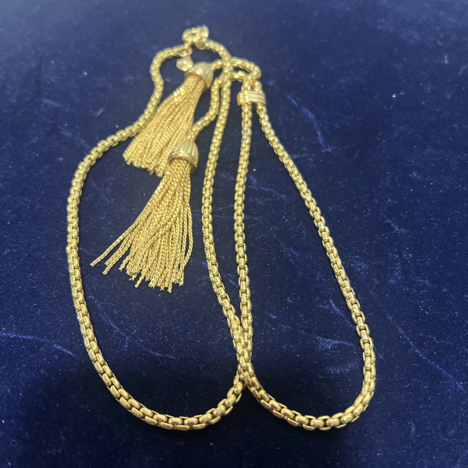 Vtg J Crew 40″ Gold Tone Ladies Tassell Necklace Popcorn Chain Style