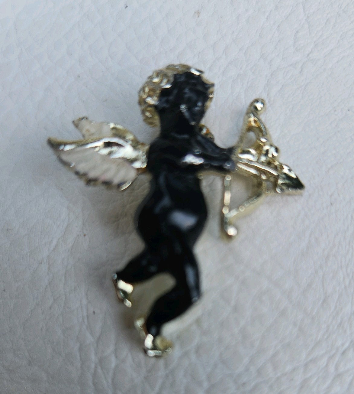 Black & Gold Cherub Angel Pin white wings cold paint bow and arrow 1.75″ size