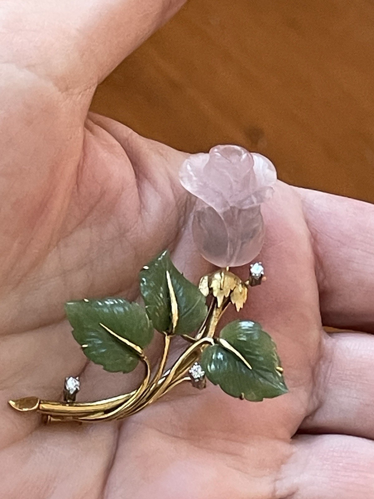 Stunning Vintage 750 18k Gold Jade Diamonds Rose Quartz Pin 13 Grams Rosebud