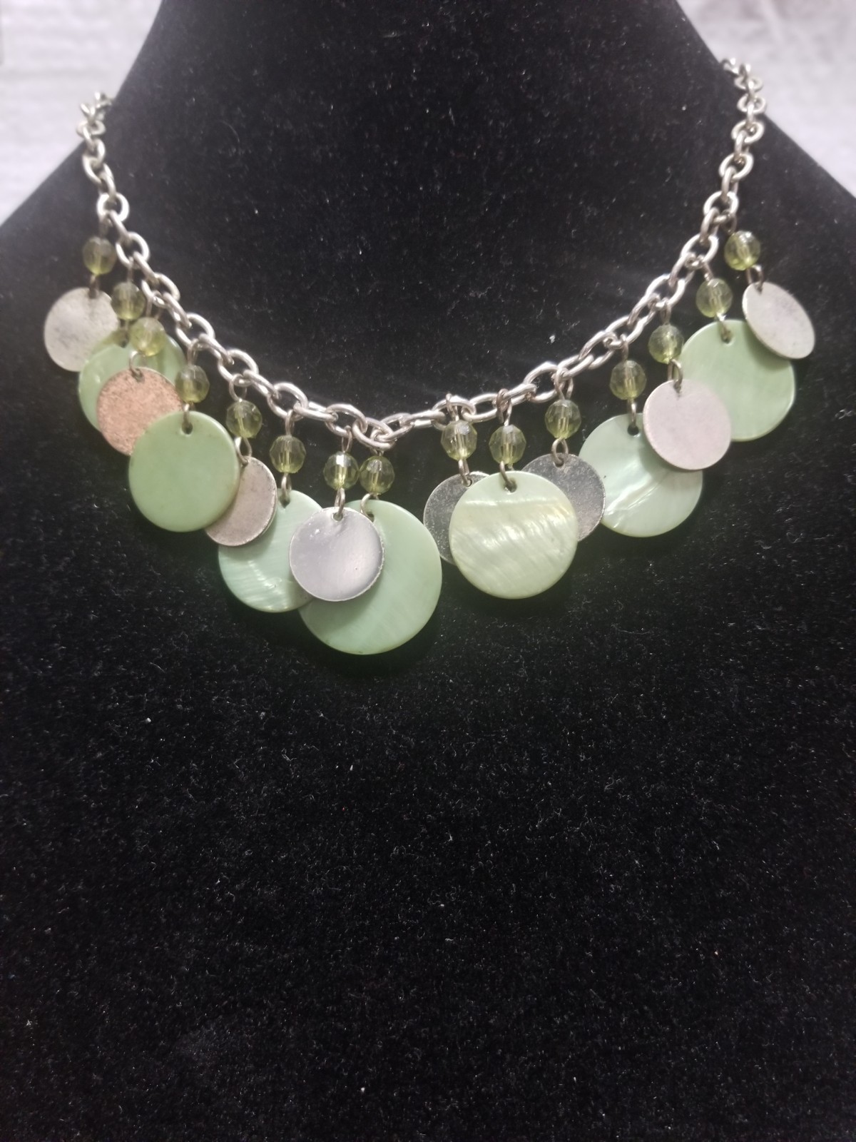 Vintage Necklace & Earrings Set Silvertone With Green Shells And Beads 18 Inches