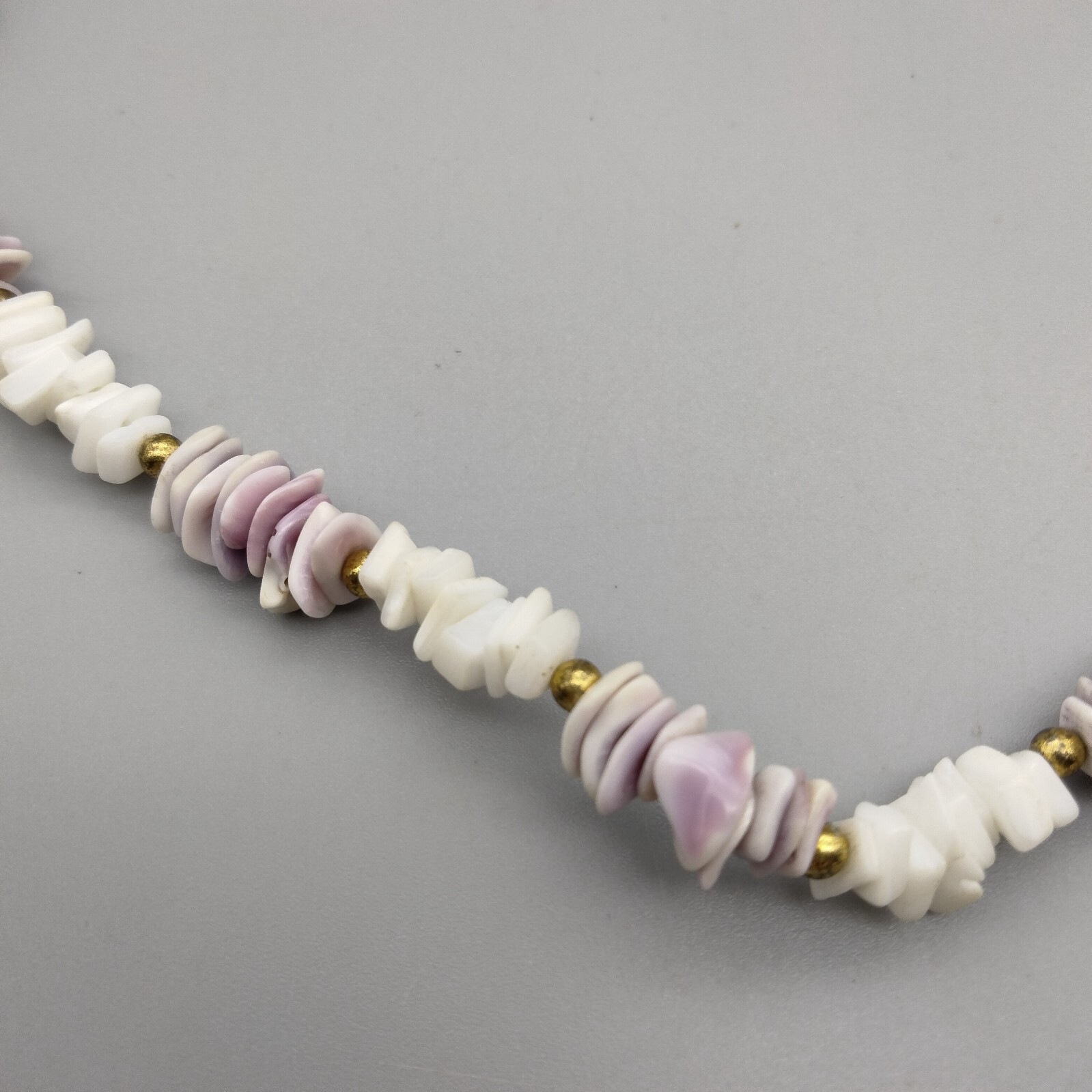 MermaidCore Purple White Puka Choker Necklace Surfer 16″ Gold Tone VTG Beach