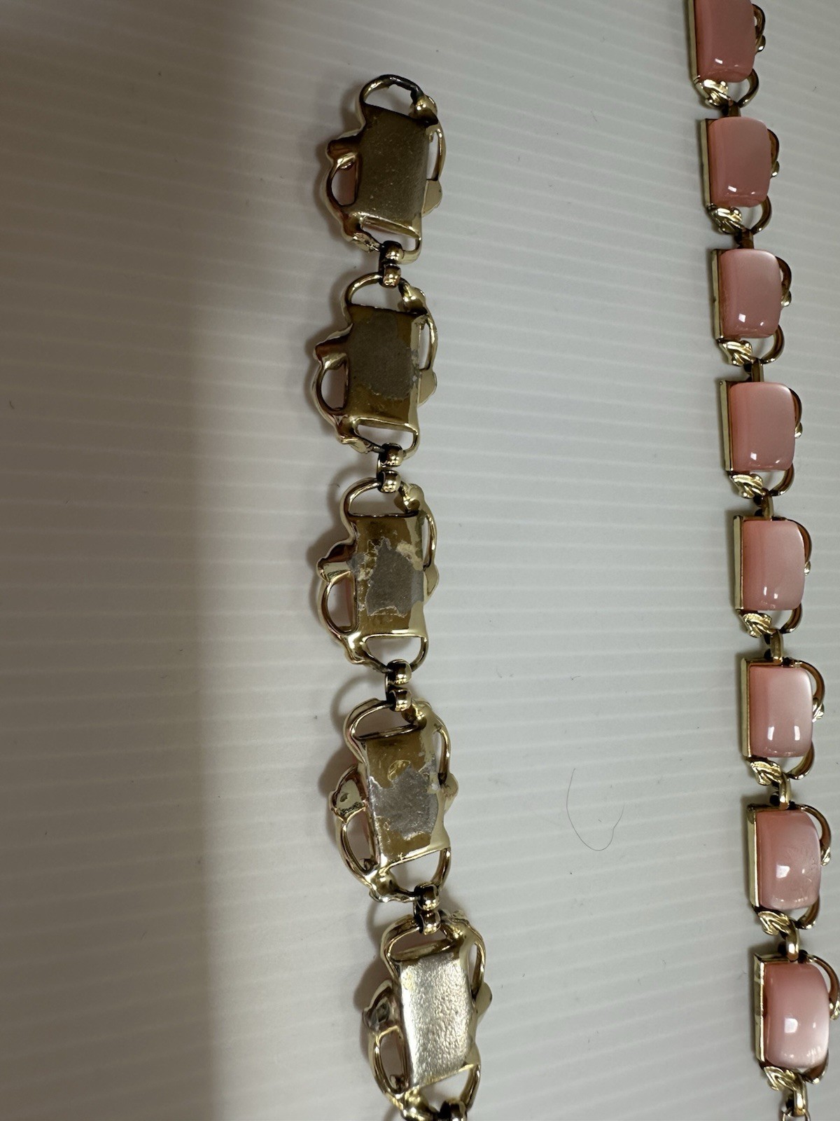 VTG 1950 SIGN CORO SET NECKLACE 17”BRACELET 7’ GOLD TONE THERMOSET PINK MOONGLOW