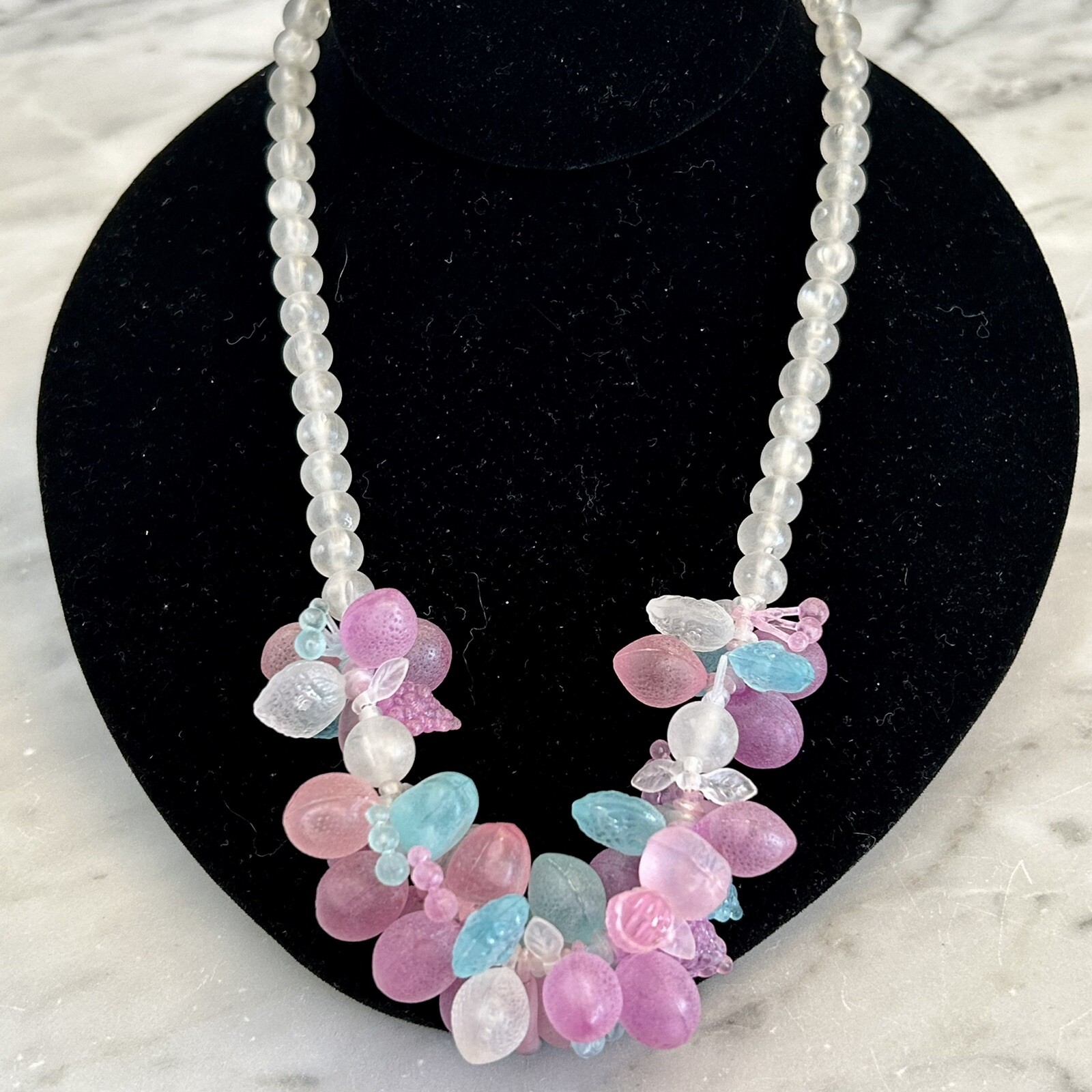 Vintage Frosted Lucite Fruit Salad Necklace Pastel Multicolor 50s/60s Kitsch 19″