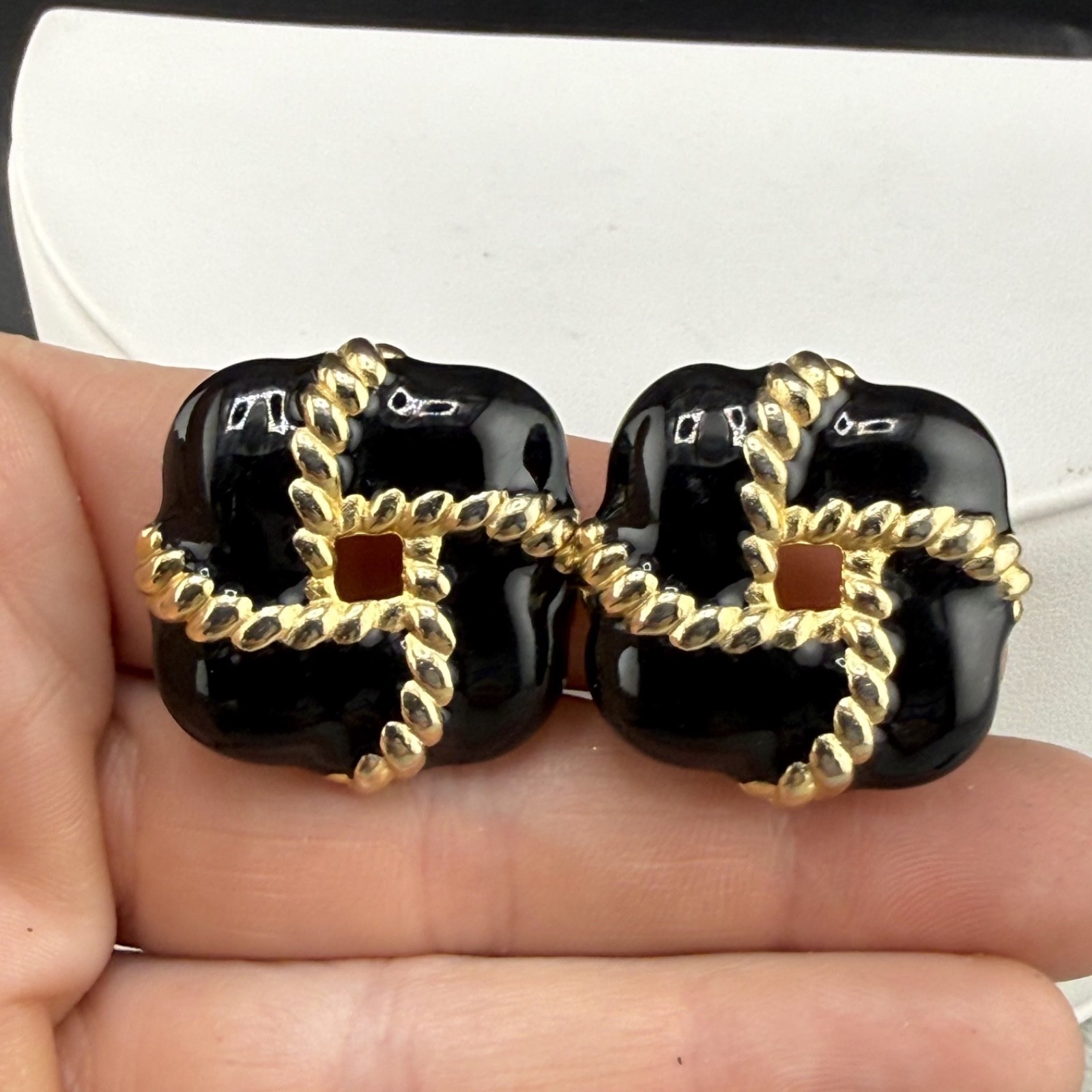 Vintage Gay Boyer Clip On Earrings Gold Tone Enamel Knot