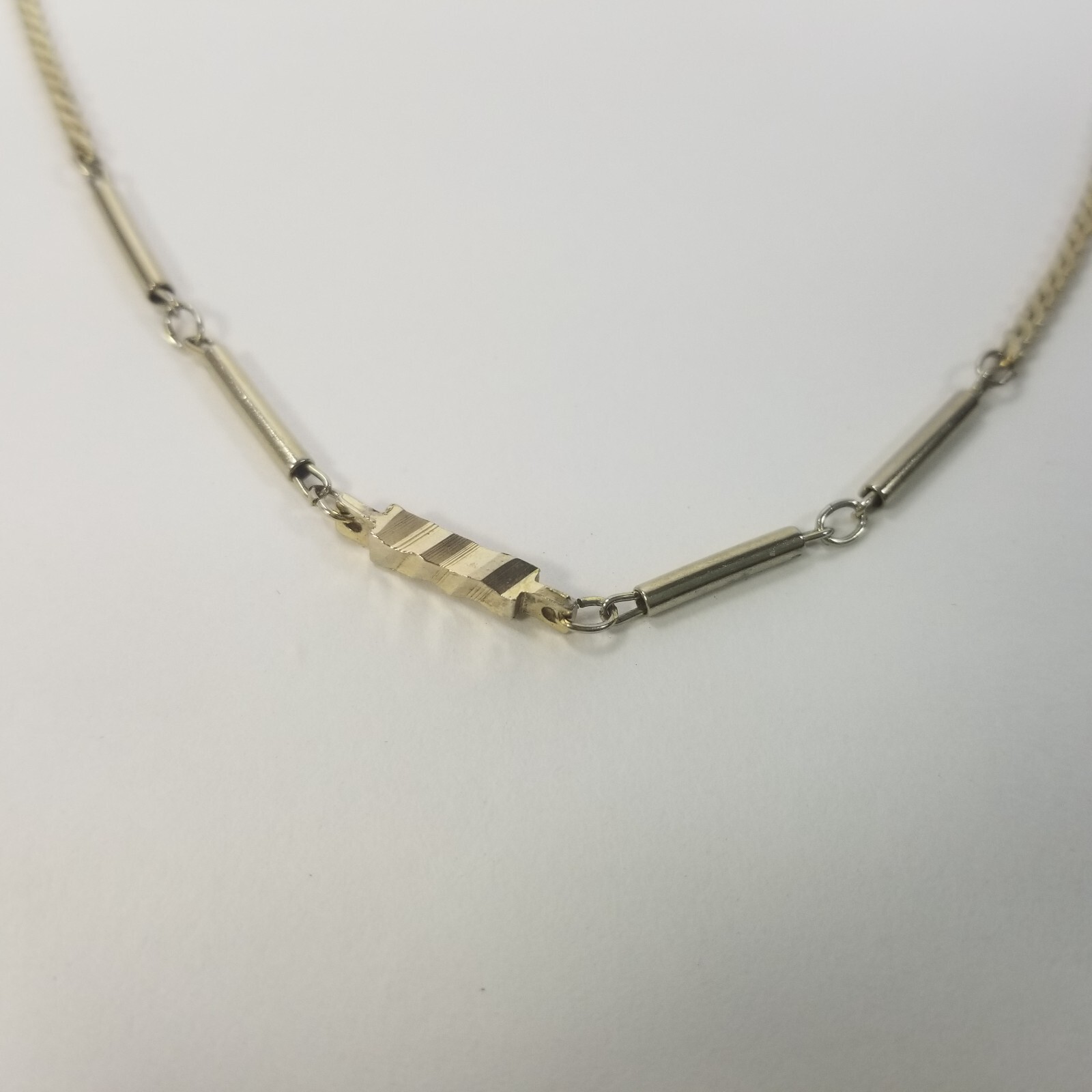 Vintage Gold Tone Serpentine Chain Bar Link Fashion Necklace 26.5″