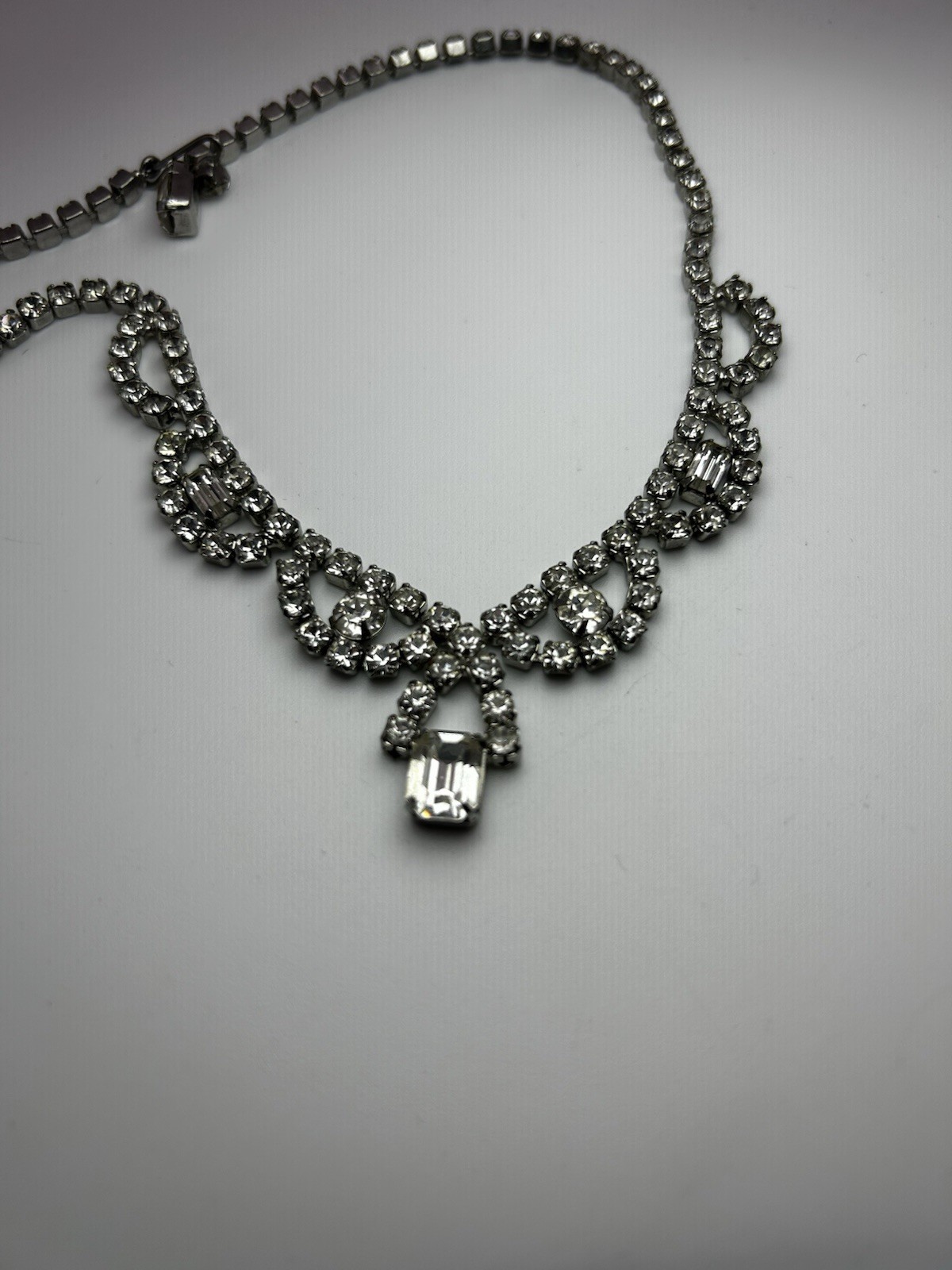 Vintage – Weiss Necklace – Round And Emerald Cut Clear Rhinestones.