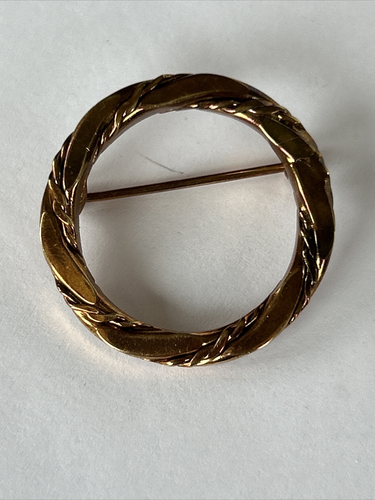 Vintage Copper Tone Circle Brooch Pin Braided Good Weight 1”+