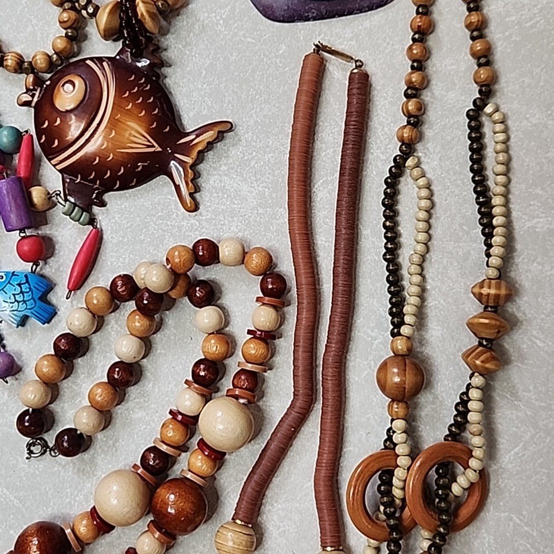 Vintage Wood Beaded Necklace Lot Shell Chunky Fish Raccoon Mask Ethnic
