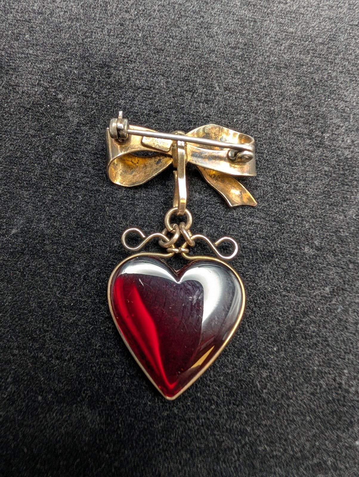 Beautiful Vintage Brooch/Pin Bow w/ Red Heart Pendant 1/20 12K GP Over Silver