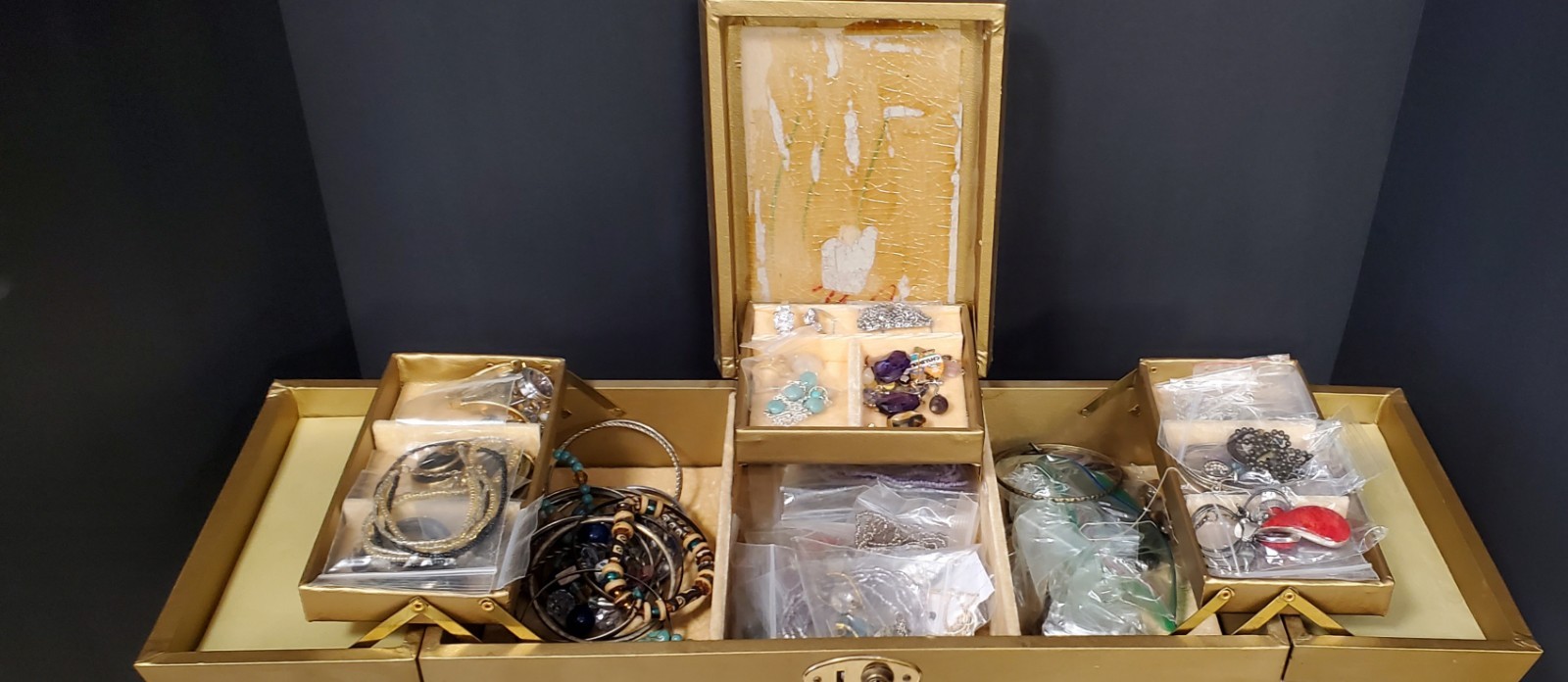 Vintage Estate Costume Jewelry Lot Retro MCM Modern Gold Silver Color (shelf)
