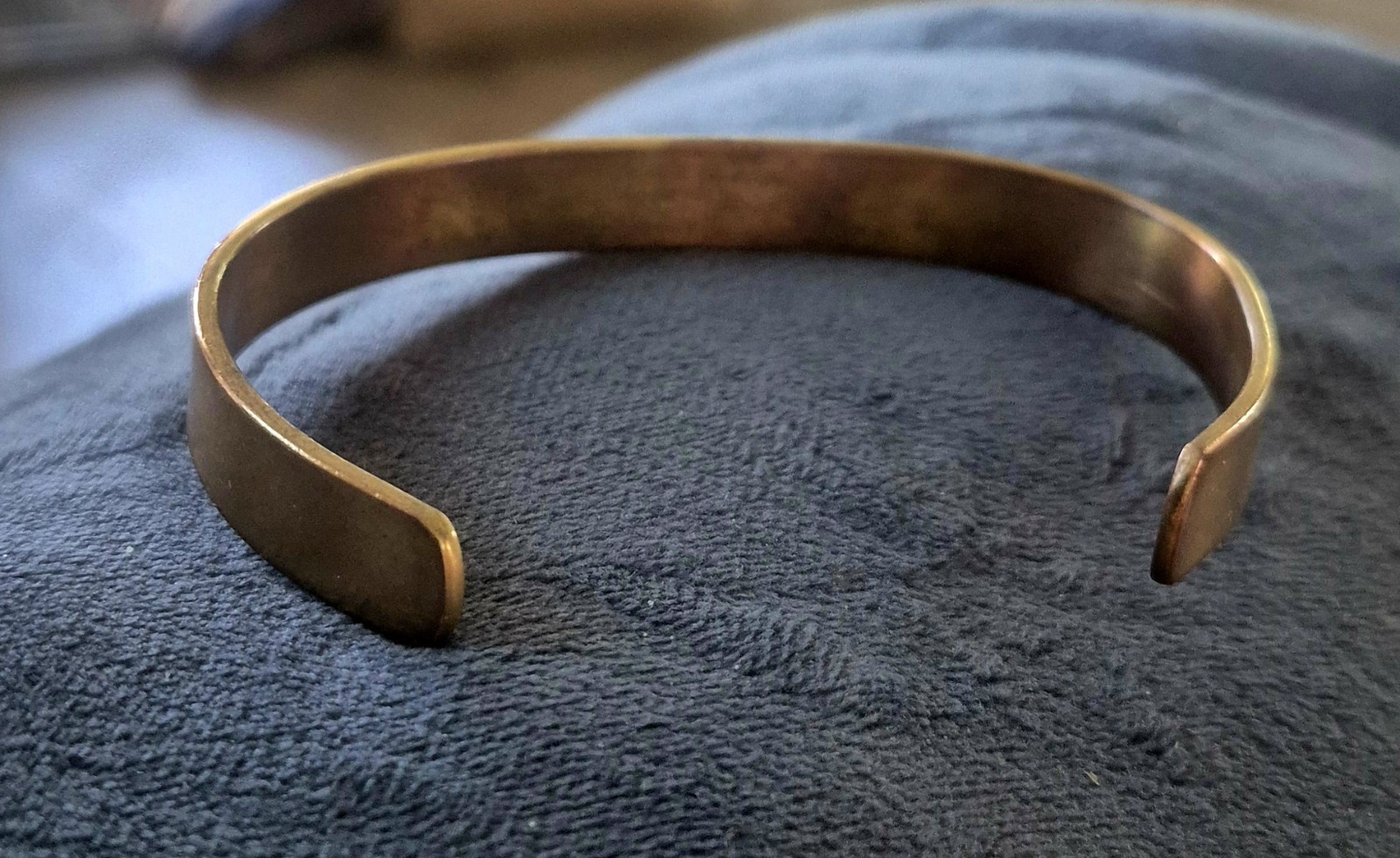 Vtg Ruma Pure Copper Cuff Bracelet Made in England Engraved Floral Goldtone