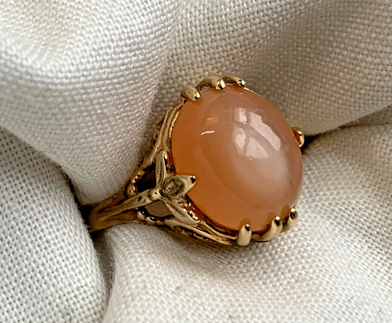 Vtg 10K Yellow Gold Ring 2.82g Fine Jewelry Size 7 Band Peach Color Stone *READ*