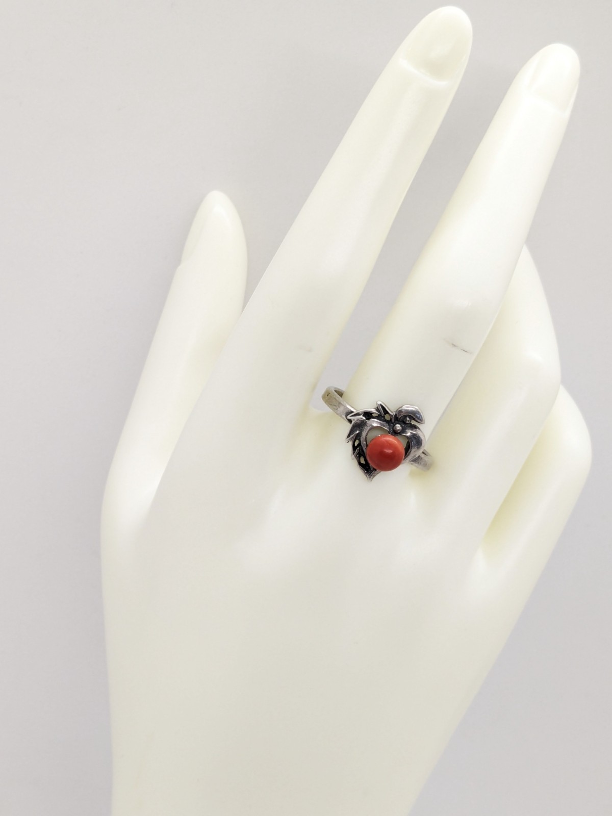 Vintage Rare Soviet RING Silver 925 with Chic Natural Coral-size:9.5US(19.5mm)#1