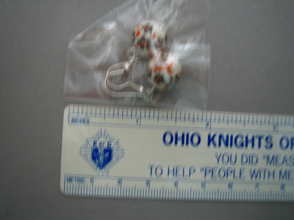 SILVER TONE & WHITE BEADS with FLOWERS PIERCED EARRINGS