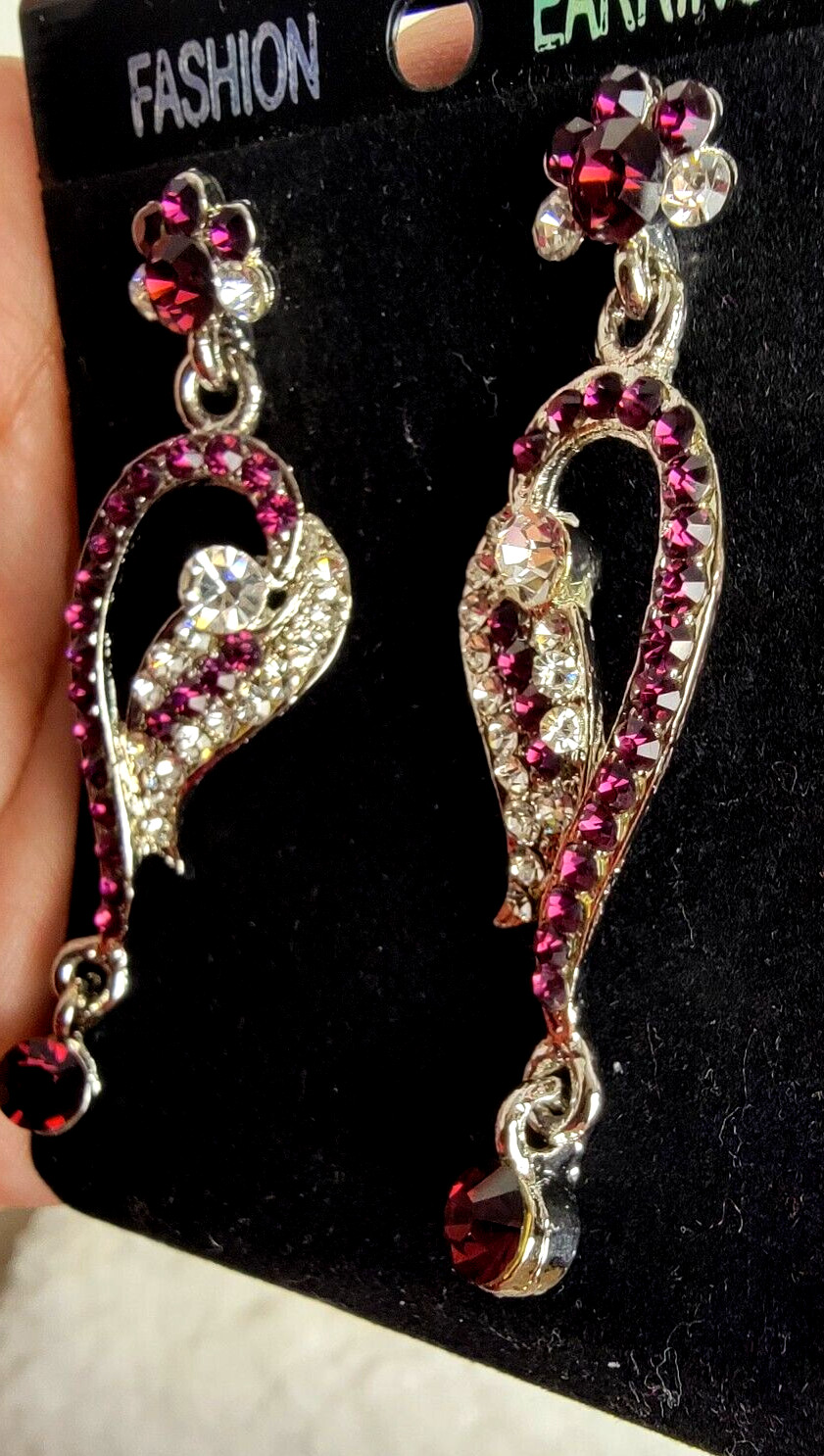 PYROPE GARNET vintage elegance. Shimmering earrings!