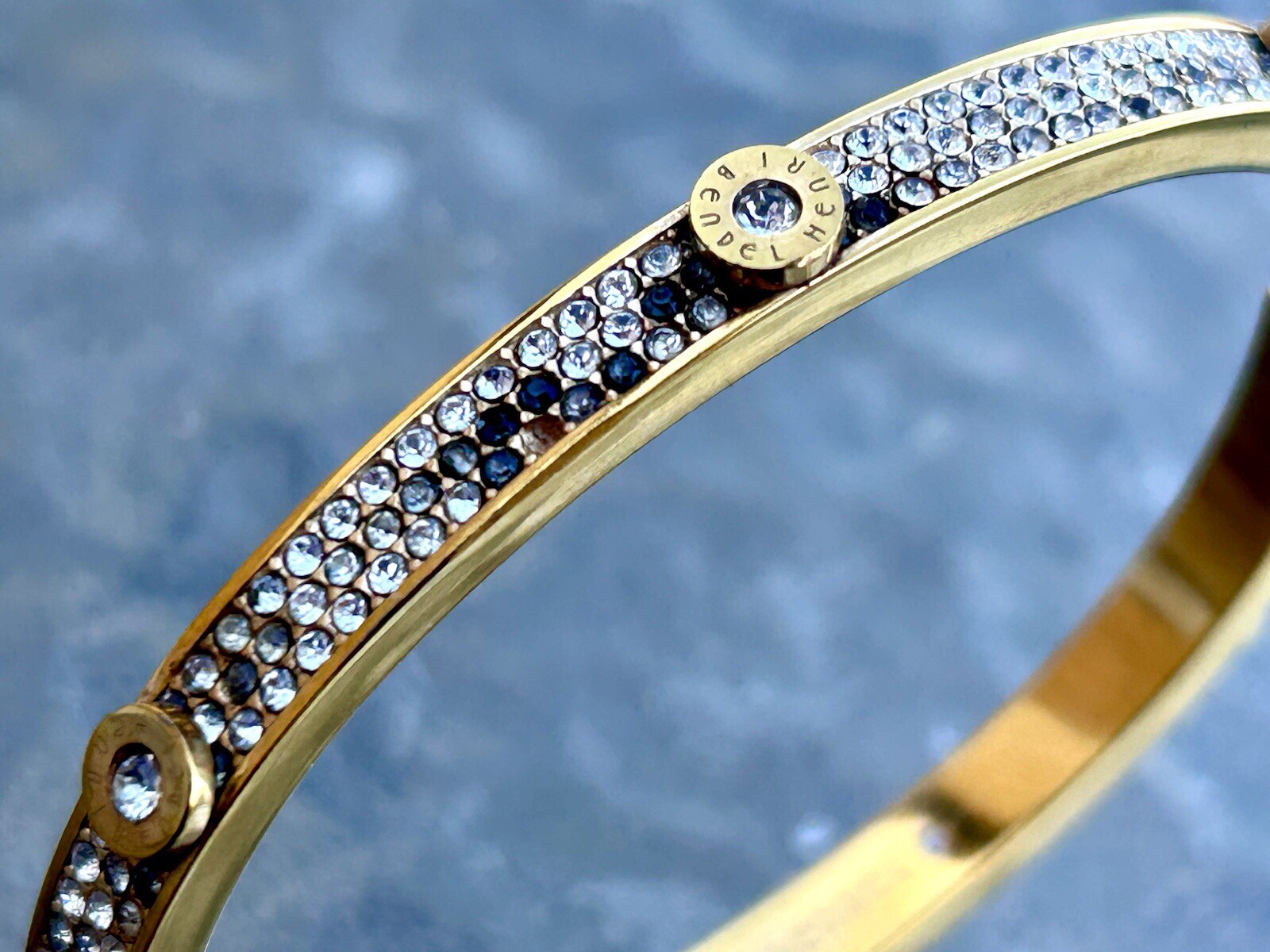 Vtg Signed Henri Bender Designer Rhinestone Gold Tone Hinged Bangle Bracelet